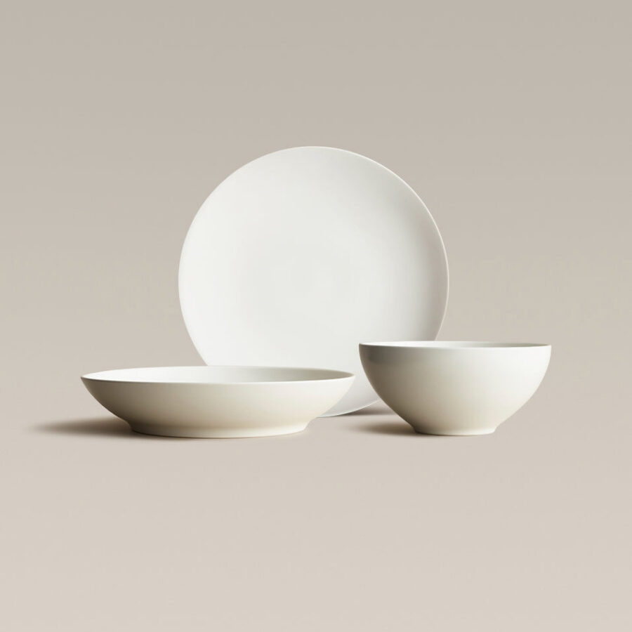 Ceramic Serving Set 77 oz Coordinated